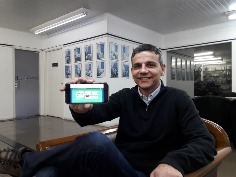 Luciano Antunes &eacute; o otimista idealizador do site lan&ccedil;ado na Capital Foto: ULISSES MIRANDA/ESPECIAL/JC