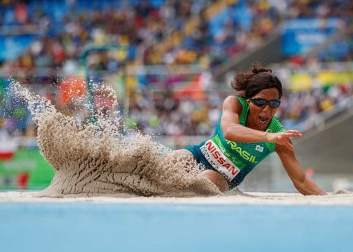 O título paralímpico no Rio veio somente no último salto da atleta