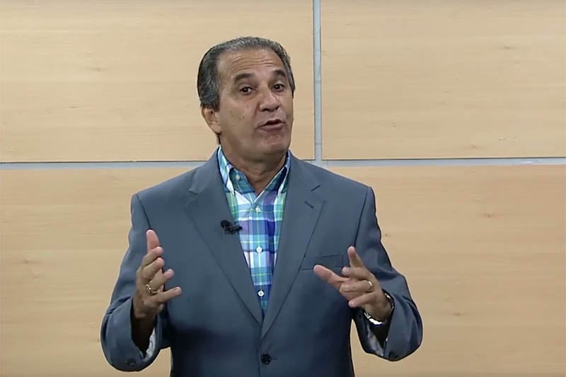 Malafaia  divulgou nesta quinta (15) um vídeo para "desmascarar" Damares, que posaria como "paladina da moralidade" ao denunciar igrejas e pastores