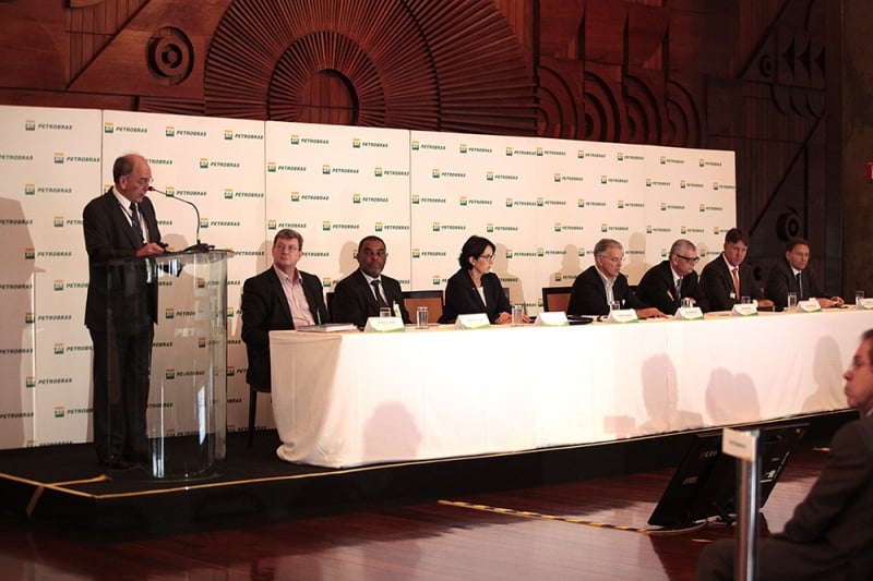 "Não tendo resultados, não temos dividendo", afirmou Monteiro (o sexto da esquerda para a direita na foto)