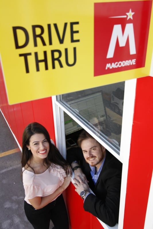Os irm&atilde;os Patr&iacute;cia e Rodrigo, donos da rede Supermago   Foto: JONATHAN HECKLER/JC