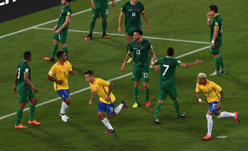 Jesus, Coutinho e Neymar foram destaques na primeira etapa