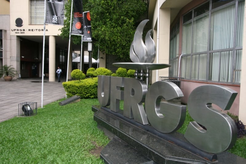 Reitoria da Ufrgs, em Porto Alegre, aponta que o déficit de 2017 é de R$ 40 milhões