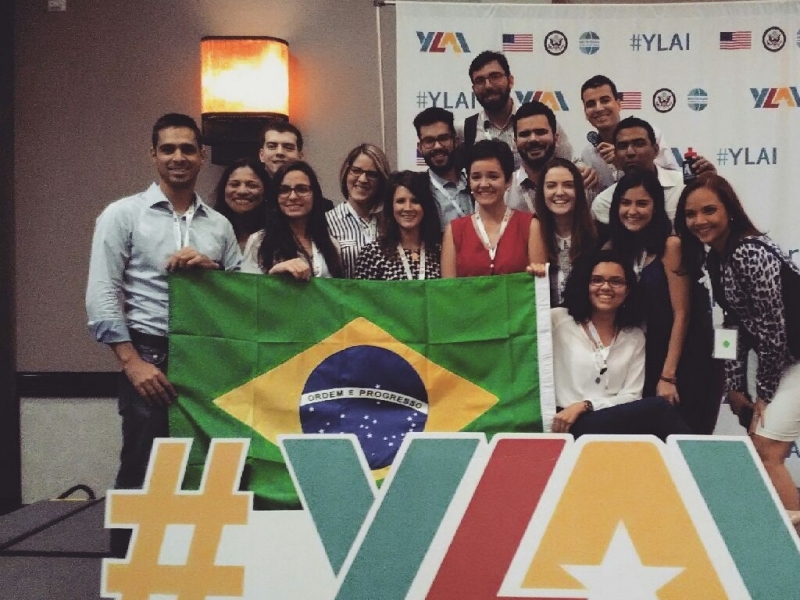 Natália com a delegação brasileira nos Estados Unidos Foto: Arquivo Pessoal/JC