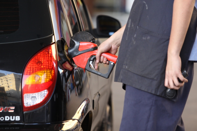 O diesel pode subir 3,8% ou cerca de R$ 0,12 por litro em média para o consumidor