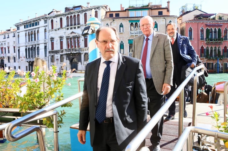 Sartori encerrou a viagem pela Europa após compromissos na Itália