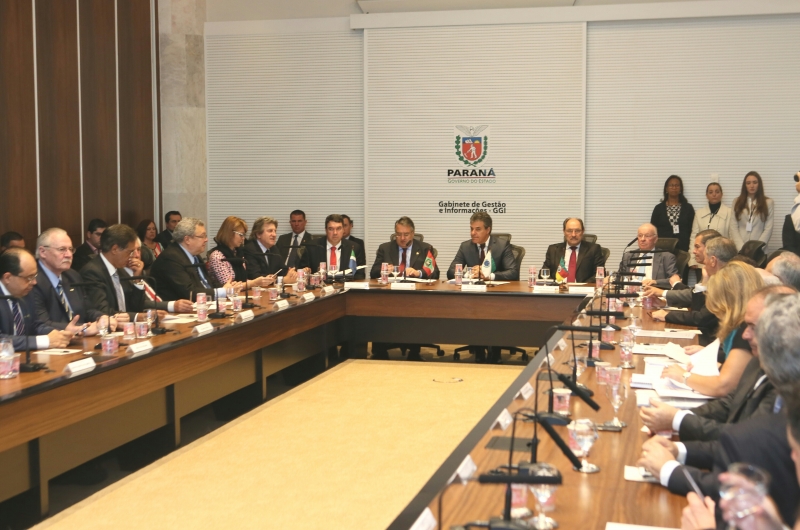 Governadores se reuniram com integrantes da Zona de Integração do Centro Oeste Sul-Americano