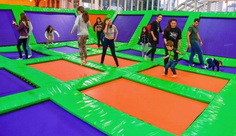 Espaço é formado por um parque de 140m² formado por trampolins interconectados