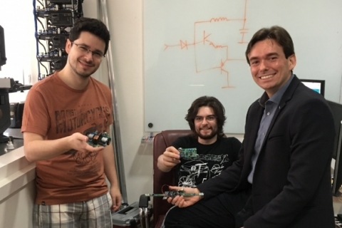 Diego dos Santos, Gr&eacute;gory Gusberti e 
Diego Trindade  #NaBatalha das montagens