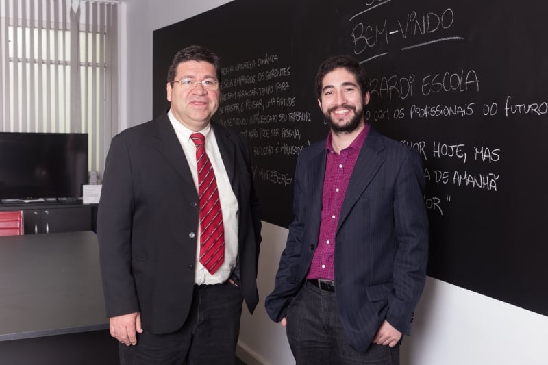 Humberto Girardi (e) e Henrique Girardi #NaBatalha da capacita&ccedil;&atilde;o Foto: Girardi Escola de Neg&oacute;cios/Divulga&ccedil;&atilde;o/JC