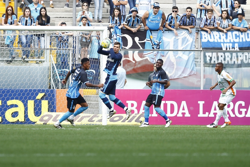 Com o resultado, o Grêmio permanece na briga por vaga na Libertadores