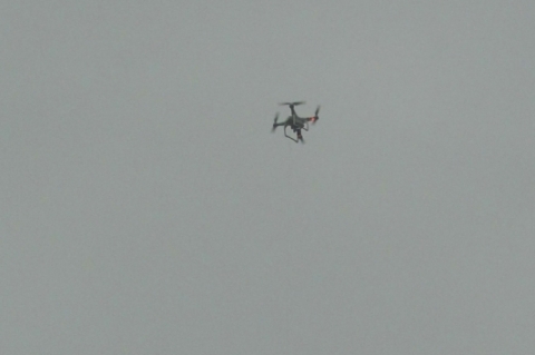 Drone com o fantasma da Série B sobrevoou o estádio em dois momentos diferentes