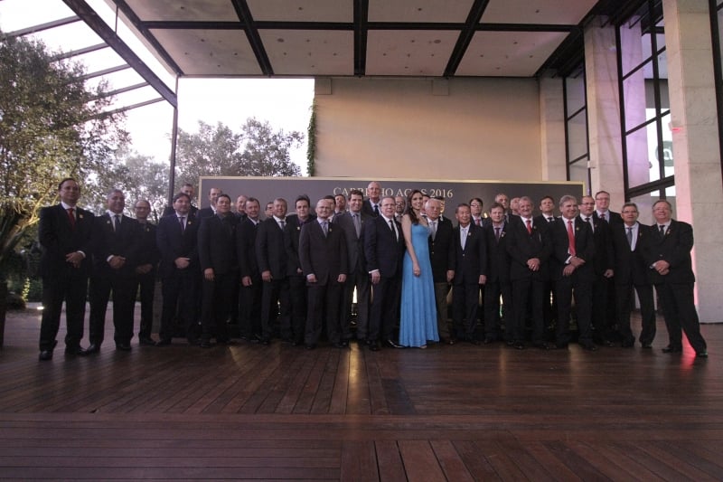 Entrega da distinção aos 34 agraciados aconteceu ontem na Casa NTX