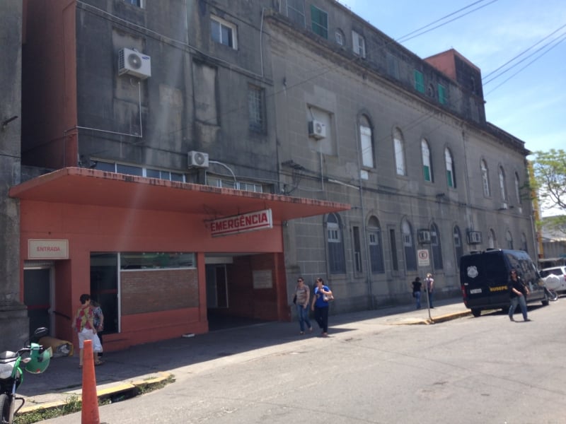 Hospital restringiu atendimentos pelo SUS; funcionários entraram em greve