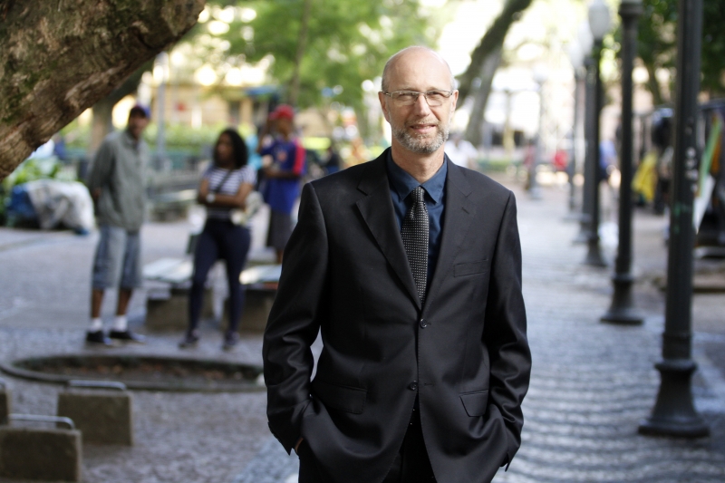 Segundo Eizerik, escola tem autonomia sobre exig&ecirc;ncia do passaporte, mas orienta&ccedil;&atilde;o do Sinepe &eacute; n&atilde;o pedir