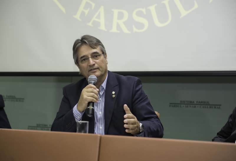 Crítico do modelo de crédito e seguro rural, Gedeão Pereira defende adoção de planejamento plurianual