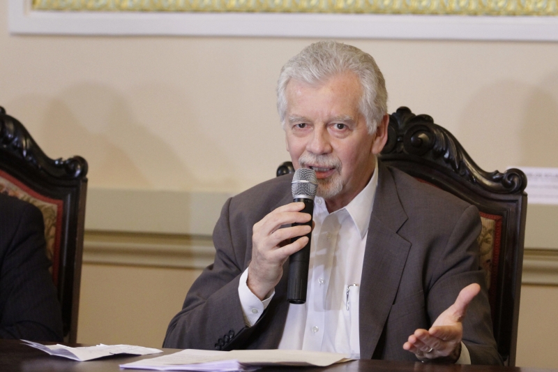 Quem ganha mais será pago até sexta-feira, prevê o prefeito Fortunati