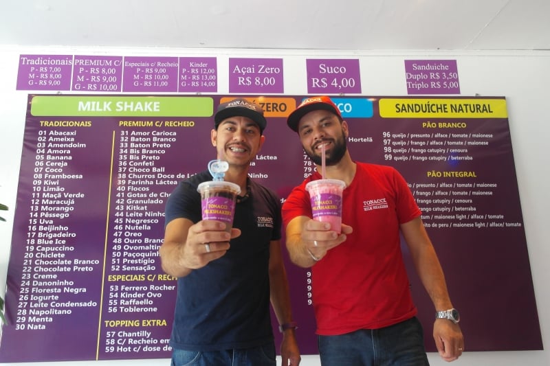 O sabor mais popular no neg&oacute;cio de Antonaci e Alvim &eacute; o de Kinder Ovo Foto: NI&Aacute;GARA BRAGA/ESPECIAL/JC