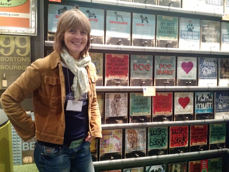 Ap&oacute;s 30 anos como funcion&aacute;ria, Sharyn aposta na tem&aacute;tica canina Foto: MAURO BELO SCHNEIDER/ESPECIAL/JC