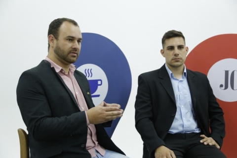 Sidinei e Wagner querem educar a popula&ccedil;&atilde;o sobre energias renov&aacute;veis atrav&eacute;s da GreenTech