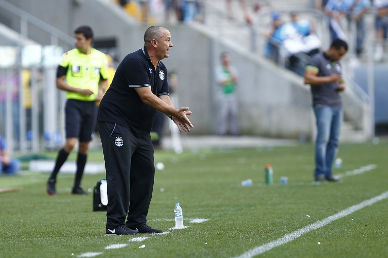 Auxiliar técnico James Freitas se desligou do clube e foi para o Cruzeiro