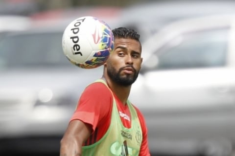 Kayke se destacou bastante pelo Flamengo no Campeonato Brasileiro de 2015