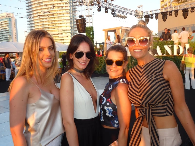 Juliana Modelski, Fernanda Atti, Tatiana De Conto e Caroline Polly, turma de Caxias do Sul em Punta 