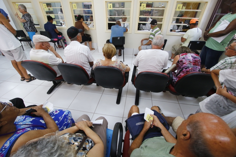 Cerca de 700 receitas de medicamentos por dia são retiradas no local 