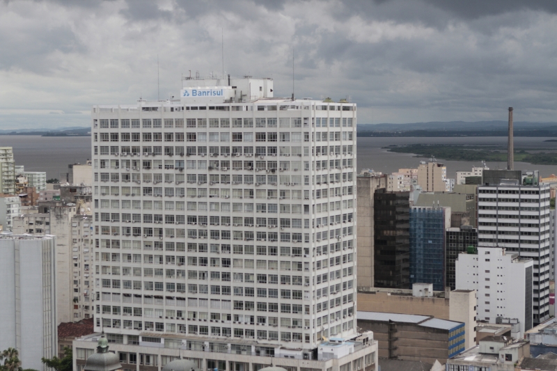 Sem oferecer controle do banco, não haveria interesse no papel ON