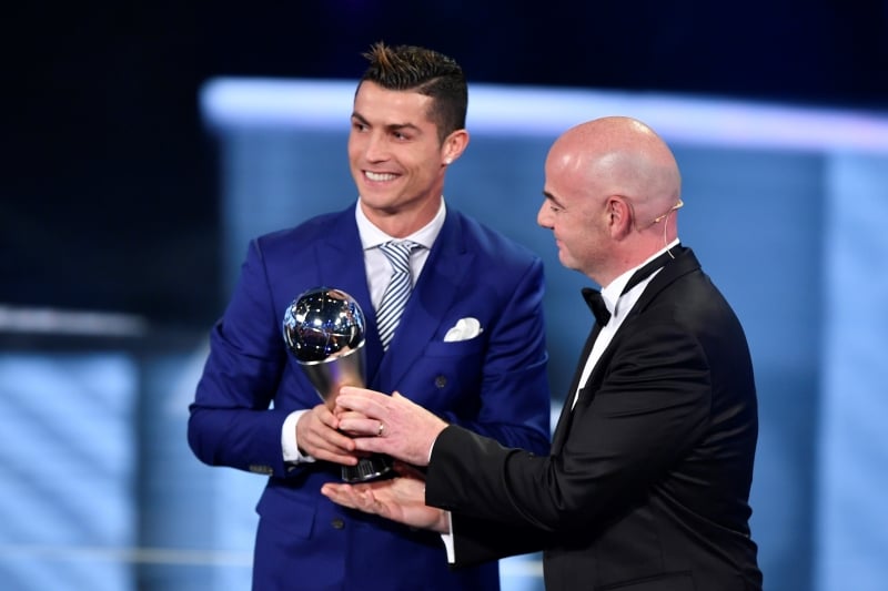 Com 31 anos, Cristiano Ronaldo já havia ganho o troféu em 2008, 2013 e 2014