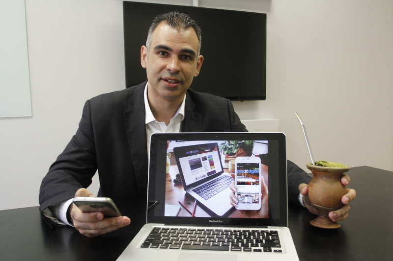 Thiago Ribeiro, criador do POA Digital: 'se n&atilde;o est&aacute; escrito &eacute; que deve ser feito' Foto: MARCELO G. RIBEIRO/JC