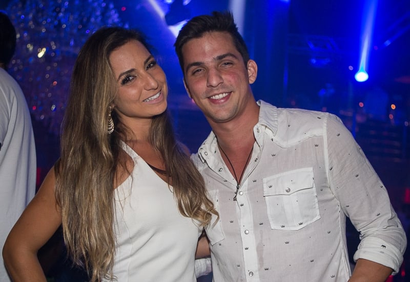 Os irmãos Karen e Fernando Maurente Sirena, ele brindando seu aniversário