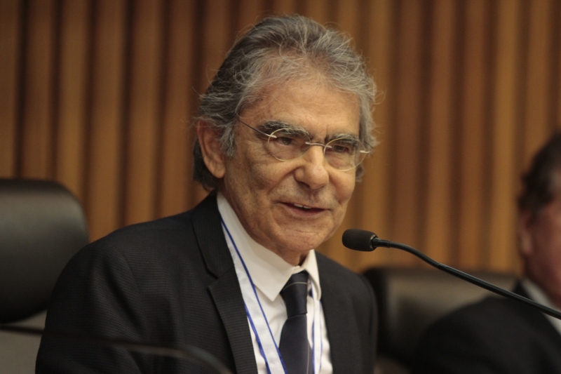 Ministro aposentado recebeu Pr&ecirc;mio Direitos Humanos da Funda&ccedil;&atilde;o