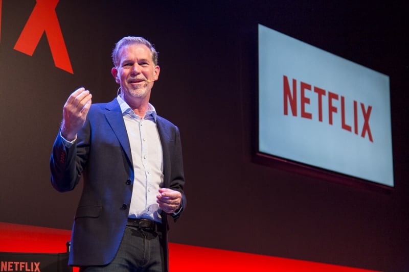 Presidente e co-fundador da Netflix, Reed Hastings anunciou em entrevista coletiva em São Paulo, que a segunda produção brasileira do serviço de vídeo será a a série Samantha!