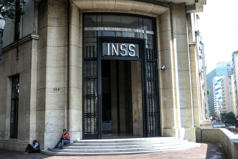 INSS não pagará automaticamente o aumento, válido para ações