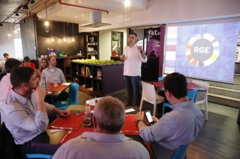 Acompanhamos a 1&ordf; reuni&atilde;o ordin&aacute;ria de 2017 da RGE na Capital