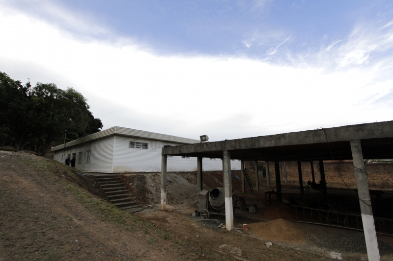 No Estado, o Exército ajudou a construir um centro de triagem de presos em Porto Alegre