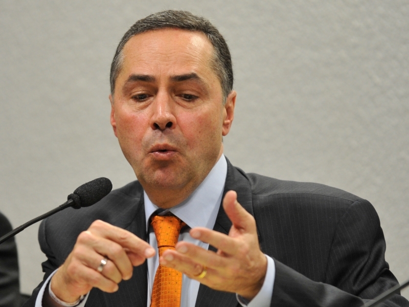 Para Barroso, só modelo não confessional é compatível com um Estado laico