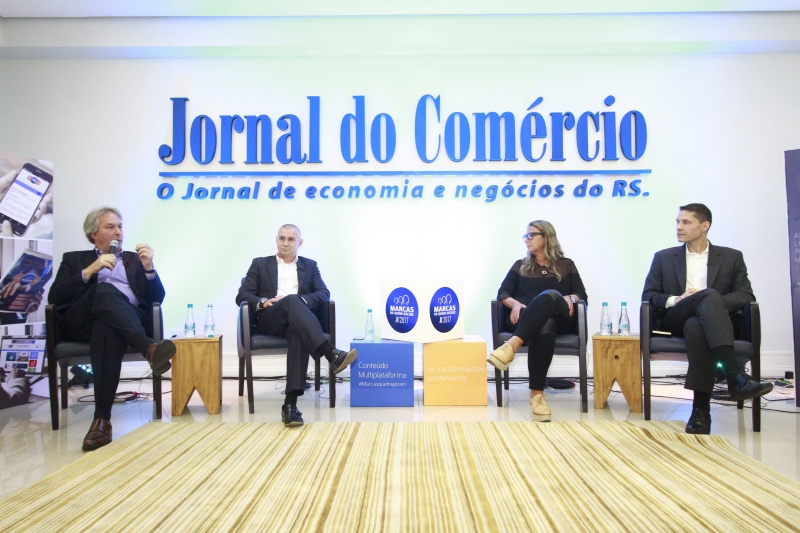 Roberto Rotter, Ivan Novello, Luciane Franciscone e Rodrigo Silveira, gestores e diretores de empresas líderes no cenário gaúcho, destacaram os diferenciais para se consolidar no mercado e nas redes sociais