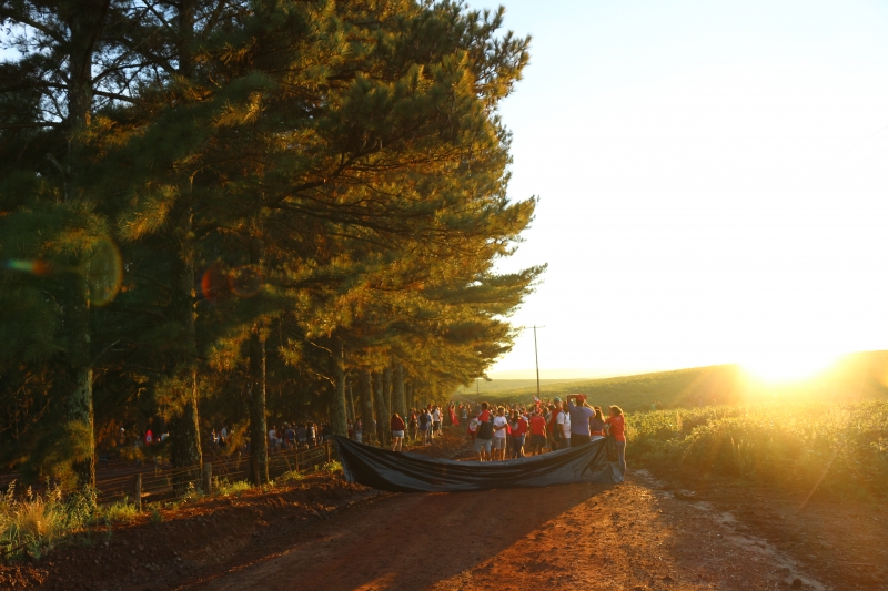 O objetivo da ocupação é denunciar a concentração e a suposta grilagem de terra no local