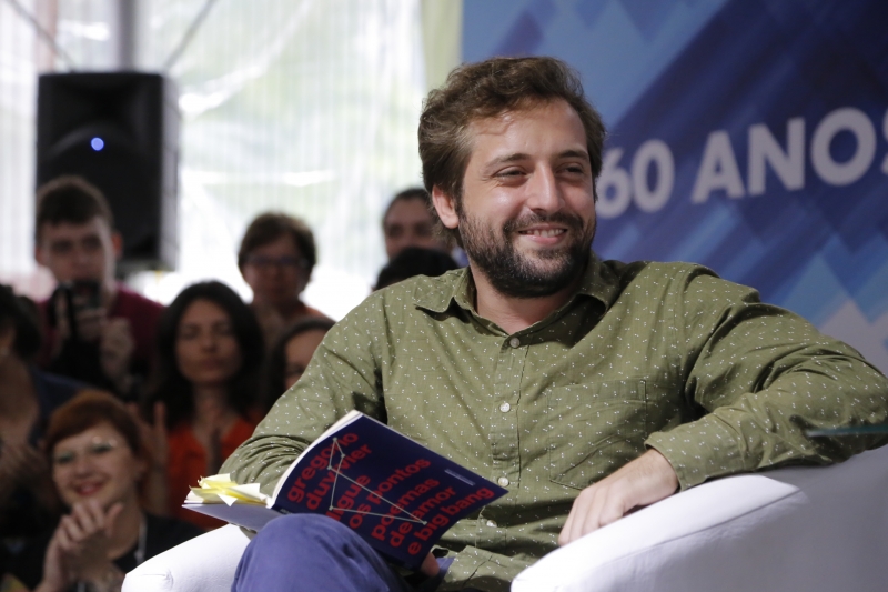 Atração com Gregorio Duvivier estreia em maio na HBO