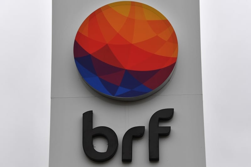 Programa recrutará 45 profissionais recém-formados, em processo conduzido totalmente online