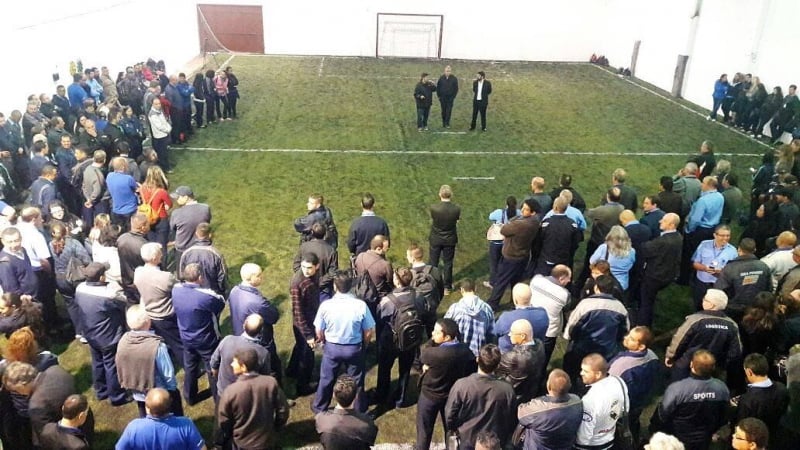 Assembleia que decidiu paralisação, ocorreu na última quarta-feira e reuniu 400 trabalhadores