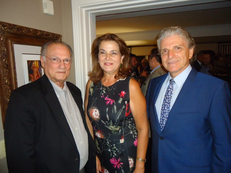 O ministro Roberto Freire foi recebido por Leonor e Gilberto Schwartsmann