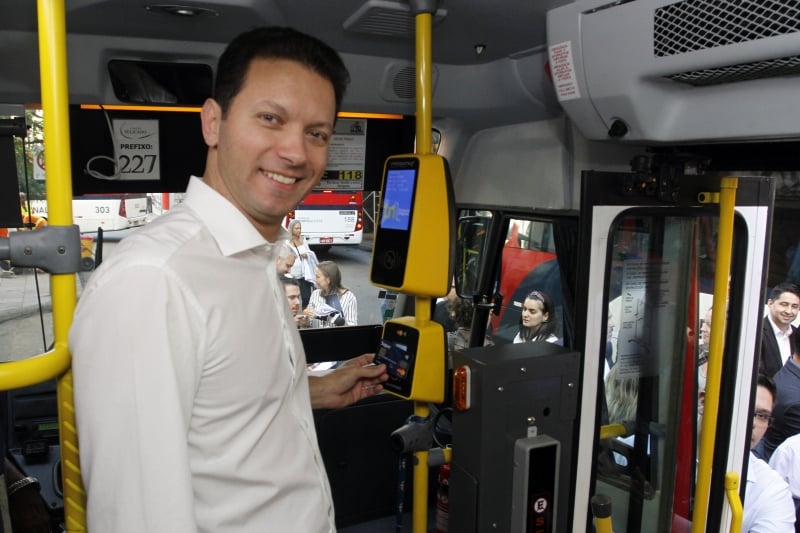 Prefeito assinará decreto e justifica que medidas vão minimizar fraudes e melhorar segurança