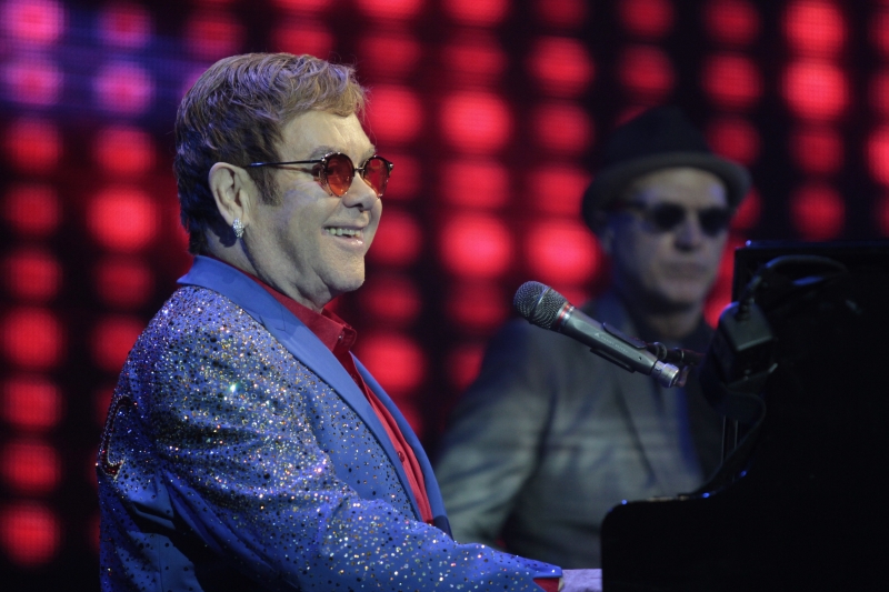 Show de Elton John em Porto Alegre agitou público no Beira-Rio