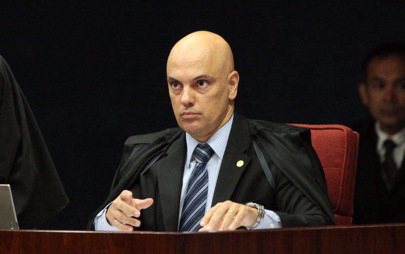 Moraes determinou operação policial contra deputados, empresários e blogueiros ligados ao governo