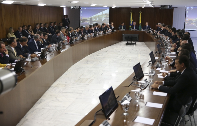 Michel Temer reuniu líderes da base aliada na Câmara dos Deputados para discutir pontos do projeto 