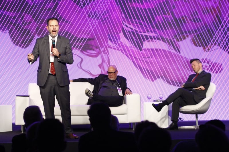 Os palestrantes discutiram a cultura da democracia, as suas mudanças ao longo do tempo