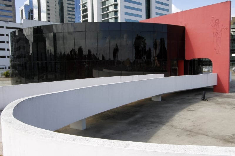 Inauguração vai coincidir com centenário da Revolução Russa